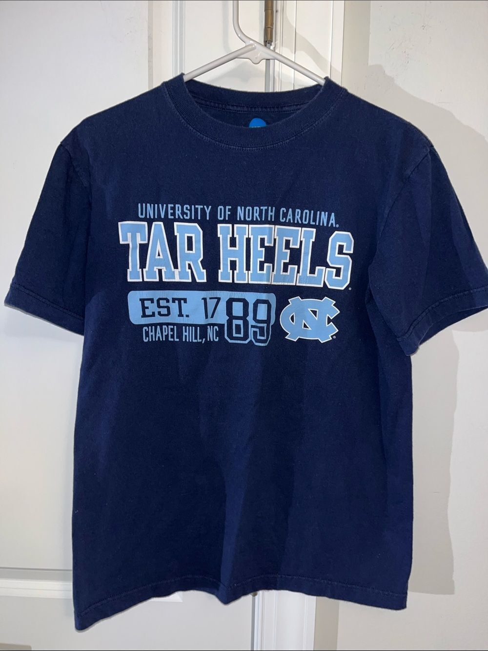 Worn UNC North Carolina Tar Heels Dri fit basketball training blue t shirt S